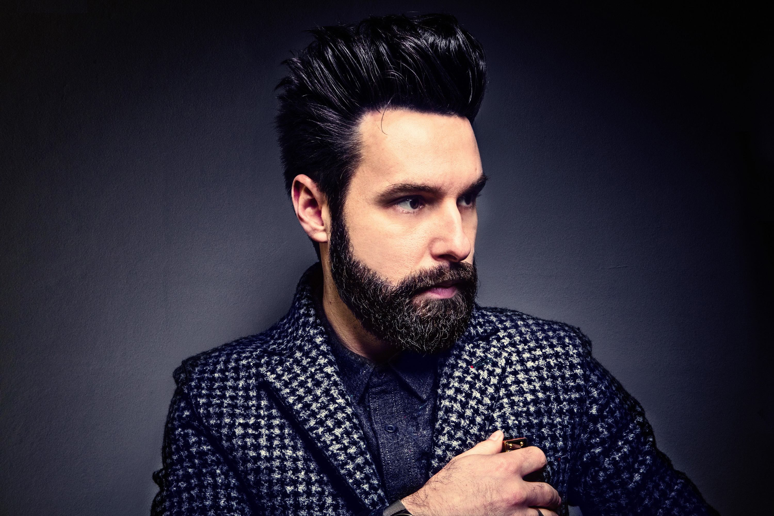 05 San2_Portrait_joe_hoelzlMITTEL_klein
